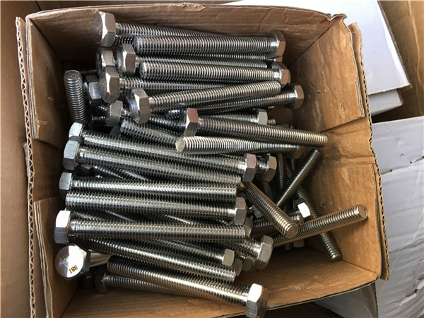 hardvara provizanto a320 b8m stud riglilo