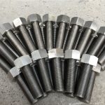 254smo uns s31254 en1.4547 rigliloj kaj nuksoj 1-1 / 2 "-8unx180mm fadeno